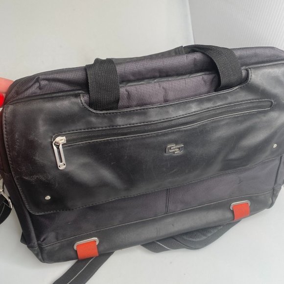 SOLO Laptop or Messengar Bag Black Nylon w/ Padded Sleeve for up to 16" Laptop - Picture 5 of 10